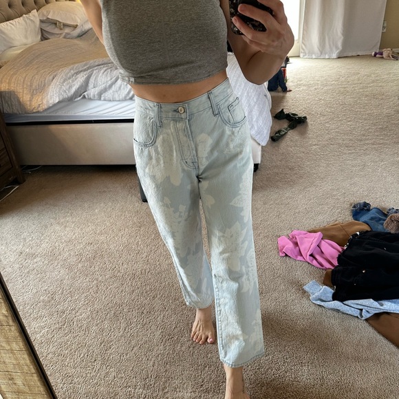 J Brand Wynn’s Floral cropped straight jean - Picture 12 of 12